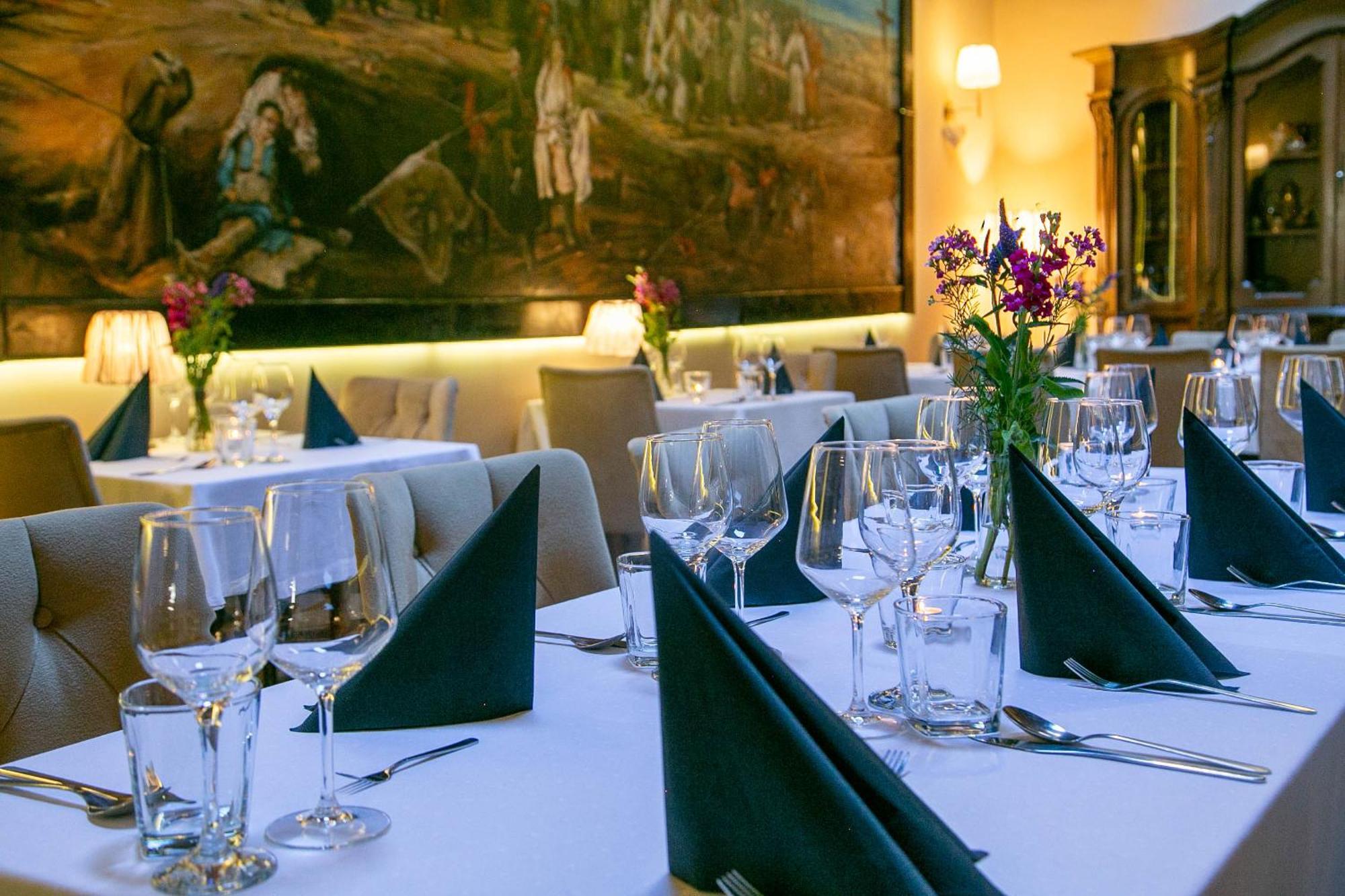 Euro Aparthotel Тарнов Екстериор снимка